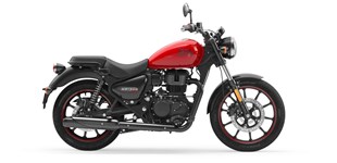 BMW G 310 R 2022 vs Royal Enfield Meteor 350 2024