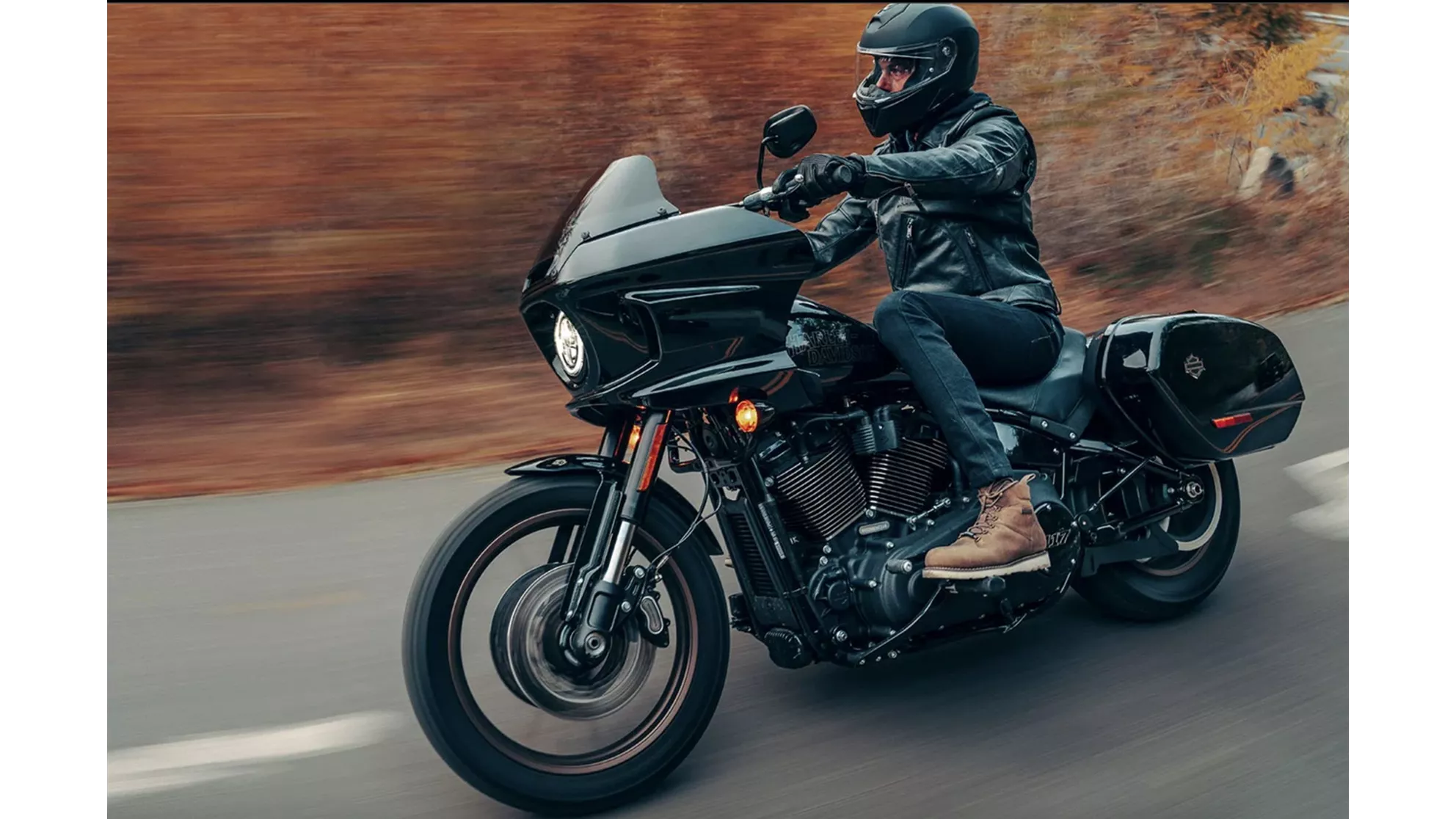 Harley-Davidson Softail Low Rider ST - Immagine 1