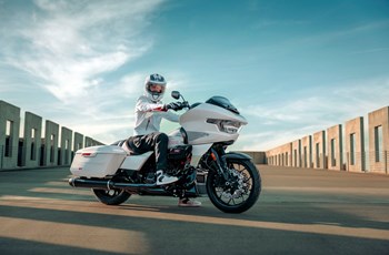 Harley-Davidson CVO Road Glide ST FLTRXSTSE 2024 - Bild 5 Harley-Davidson CVO Road Glide ST FLTRXSTSE 2024 - Bild 5