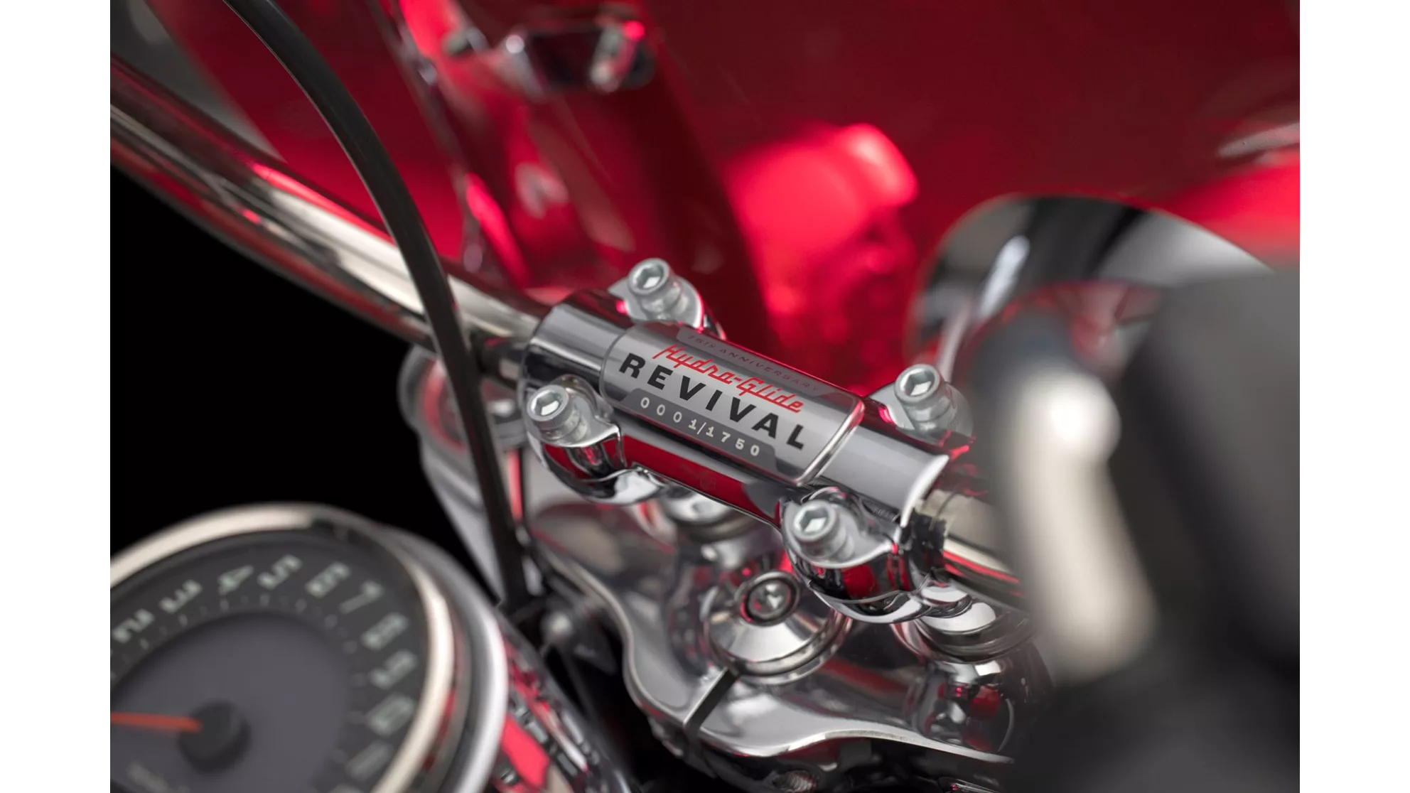 Harley-Davidson Hydra Glide Revival - Immagine 8