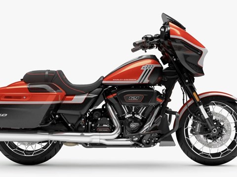 Harley-Davidson CVO Street Glide FLHXSE 