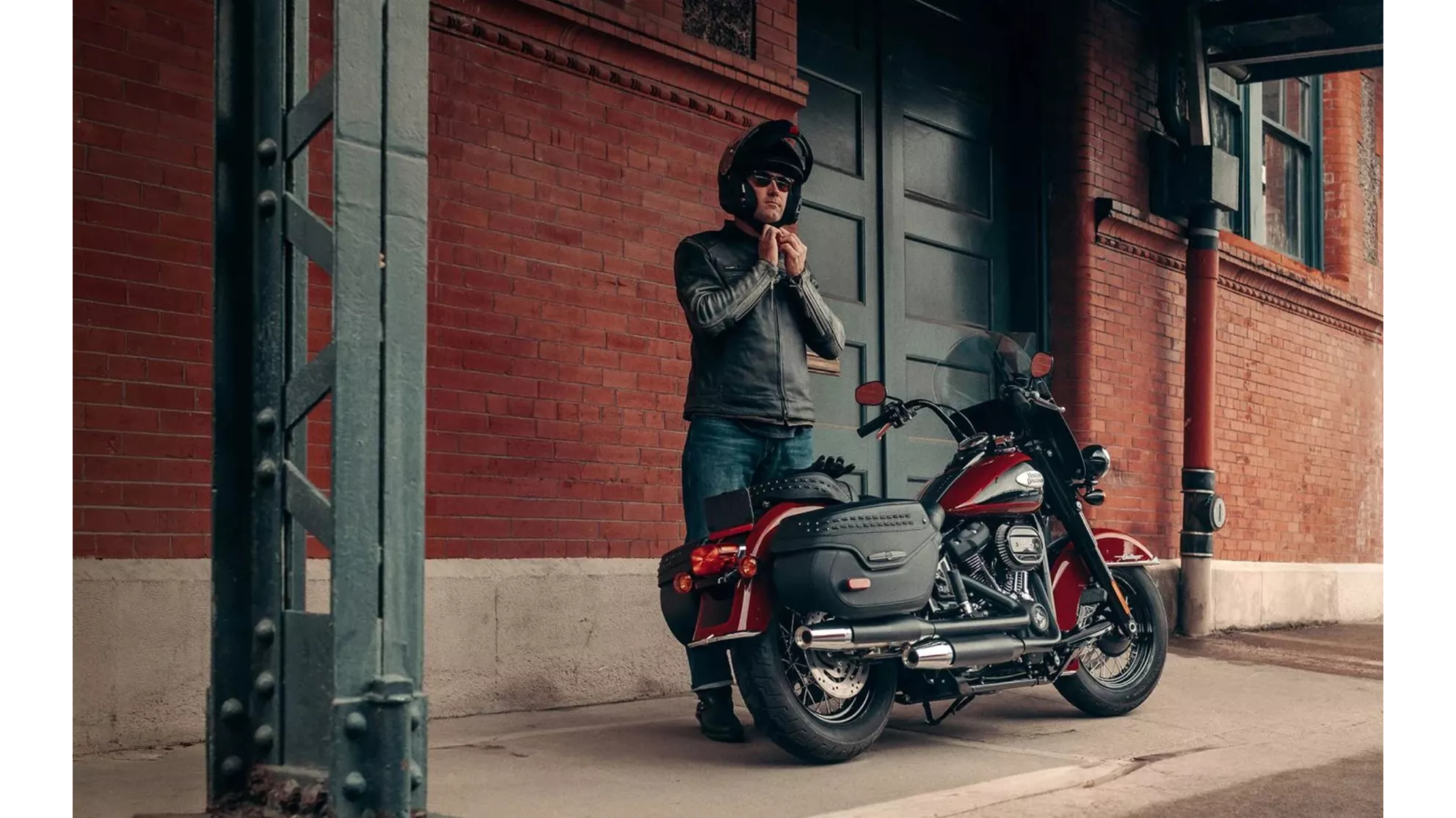 Harley-Davidson Softail Heritage Classic 114 FLHCS - Image 1 Harley-Davidson Softail Heritage Classic 114 FLHCS - Image 1