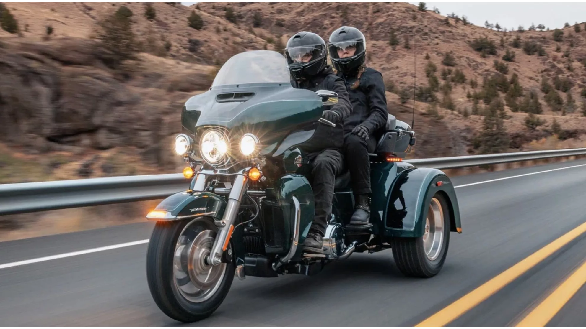 Harley-Davidson Tri Glide Ultra FLHTCUTG - Image 3 Harley-Davidson Tri Glide Ultra FLHTCUTG - Image 3