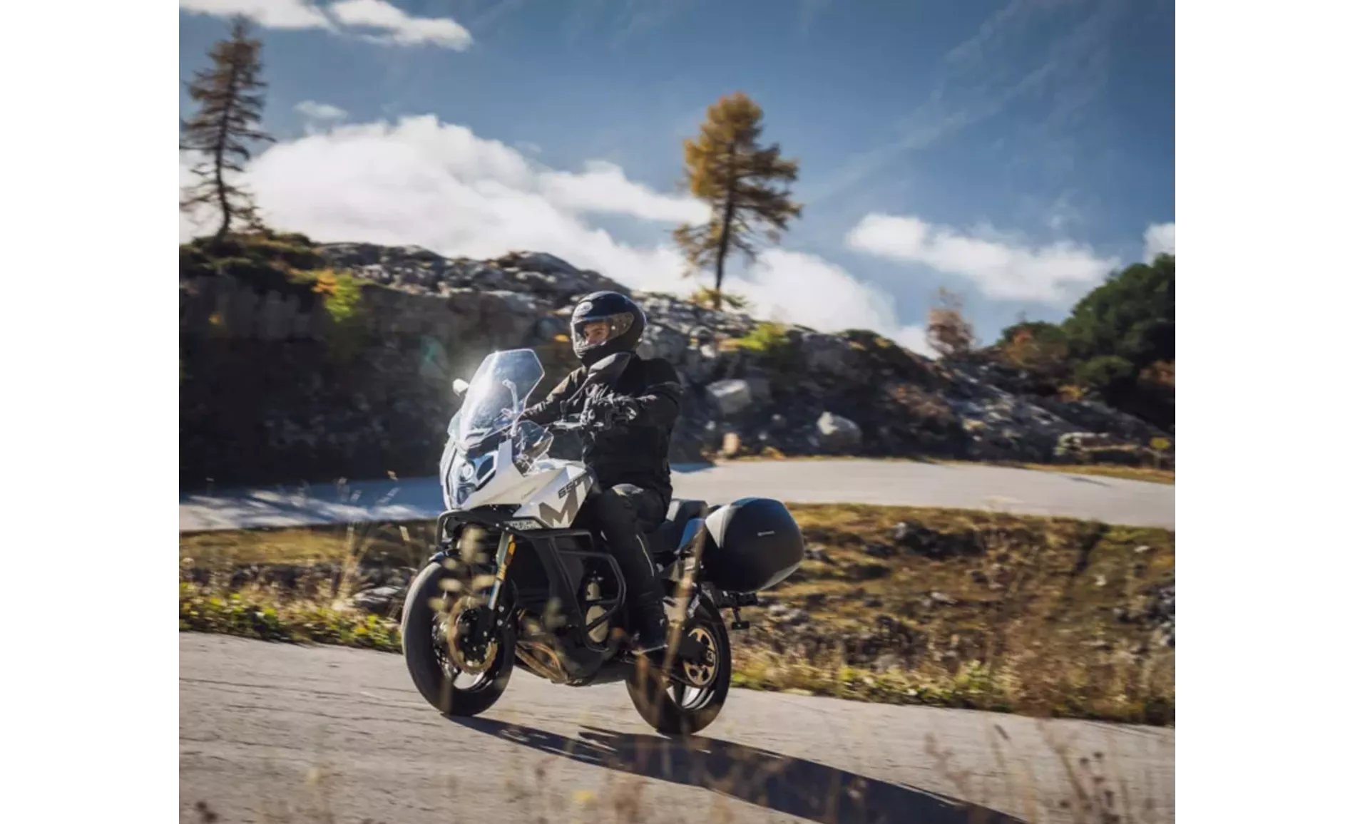 CFMOTO 650 MT 2024 CFMOTO 650 MT 2024
