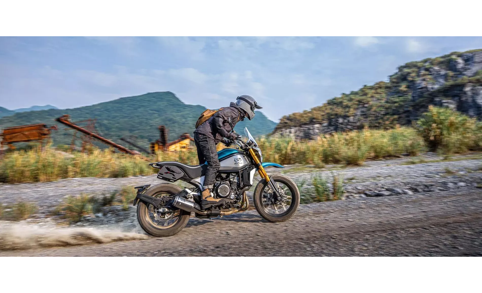 CFMOTO 700 CL-X Adventure 2024 CFMOTO 700 CL-X Adventure 2024