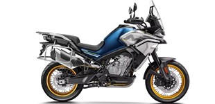 CFMOTO 800MT Touring 2024 vs CFMOTO 800MT-X 2025