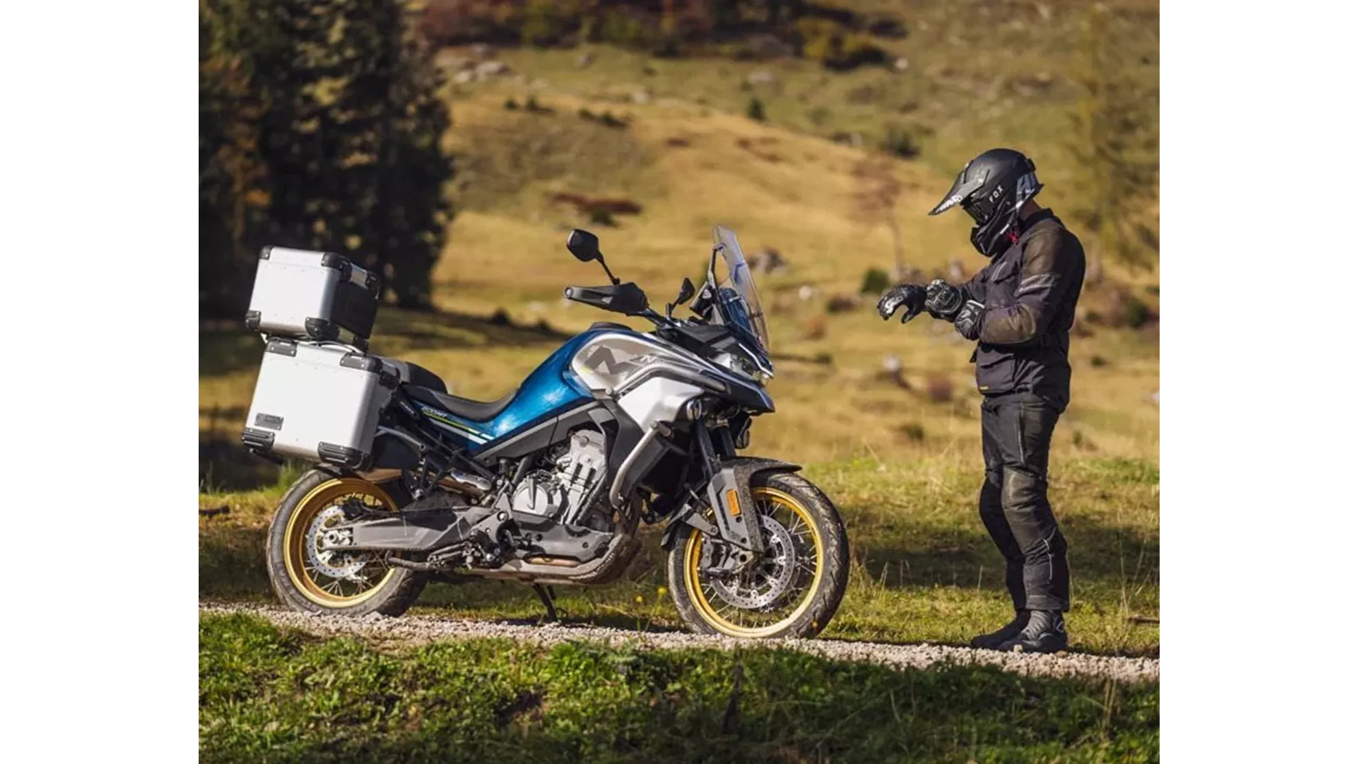 CFMOTO 800MT Touring - Image 1 CFMOTO 800MT Touring - Image 1