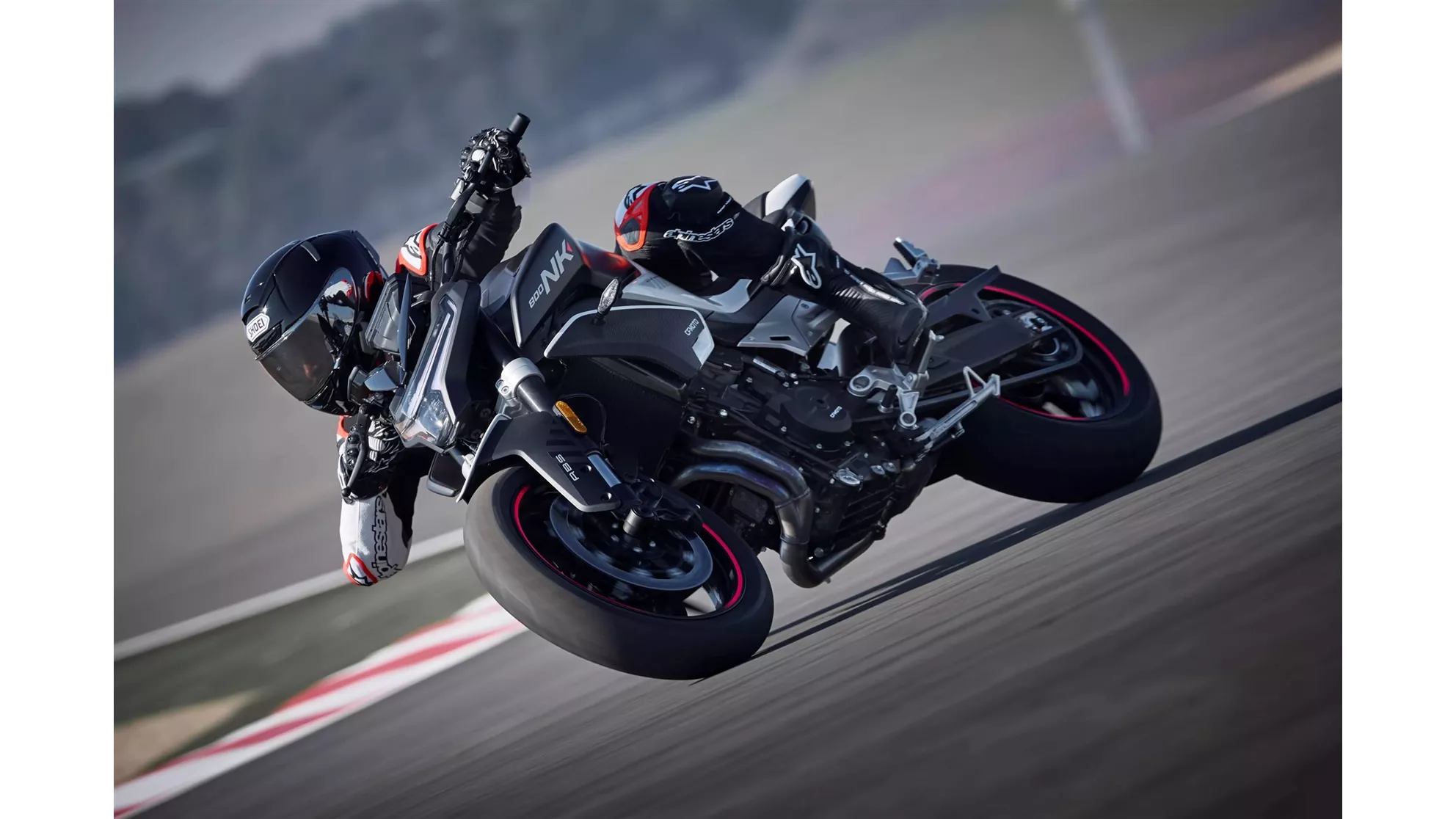 CFMOTO 800NK Sport - Image 1 CFMOTO 800NK Sport - Image 1