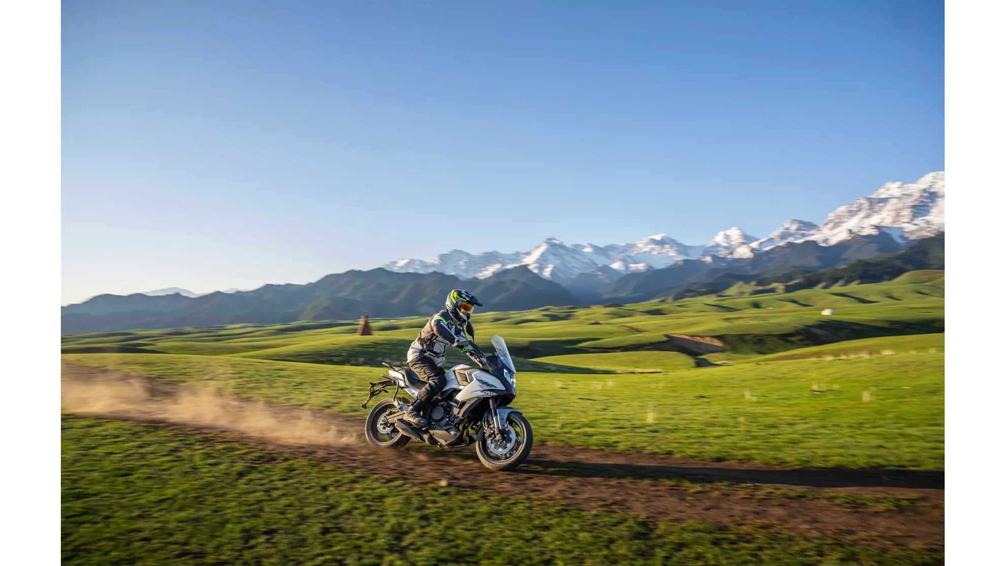 CFMOTO 700MT - Image 10 CFMOTO 700MT - Image 10