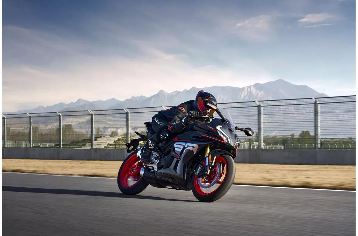 CFMOTO 450SR S CFMOTO 450SR S