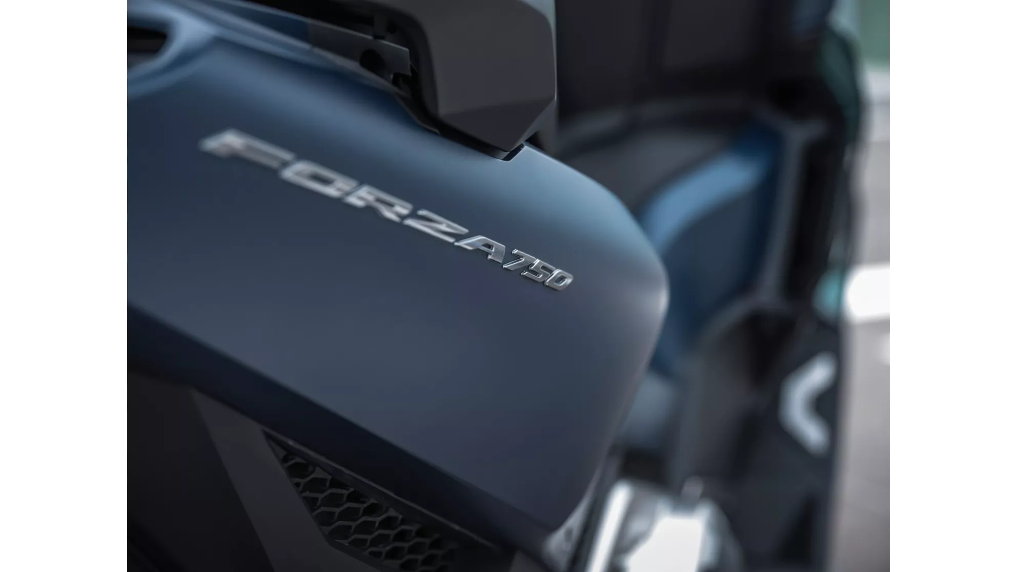 Honda Forza 750 - Immagine 2