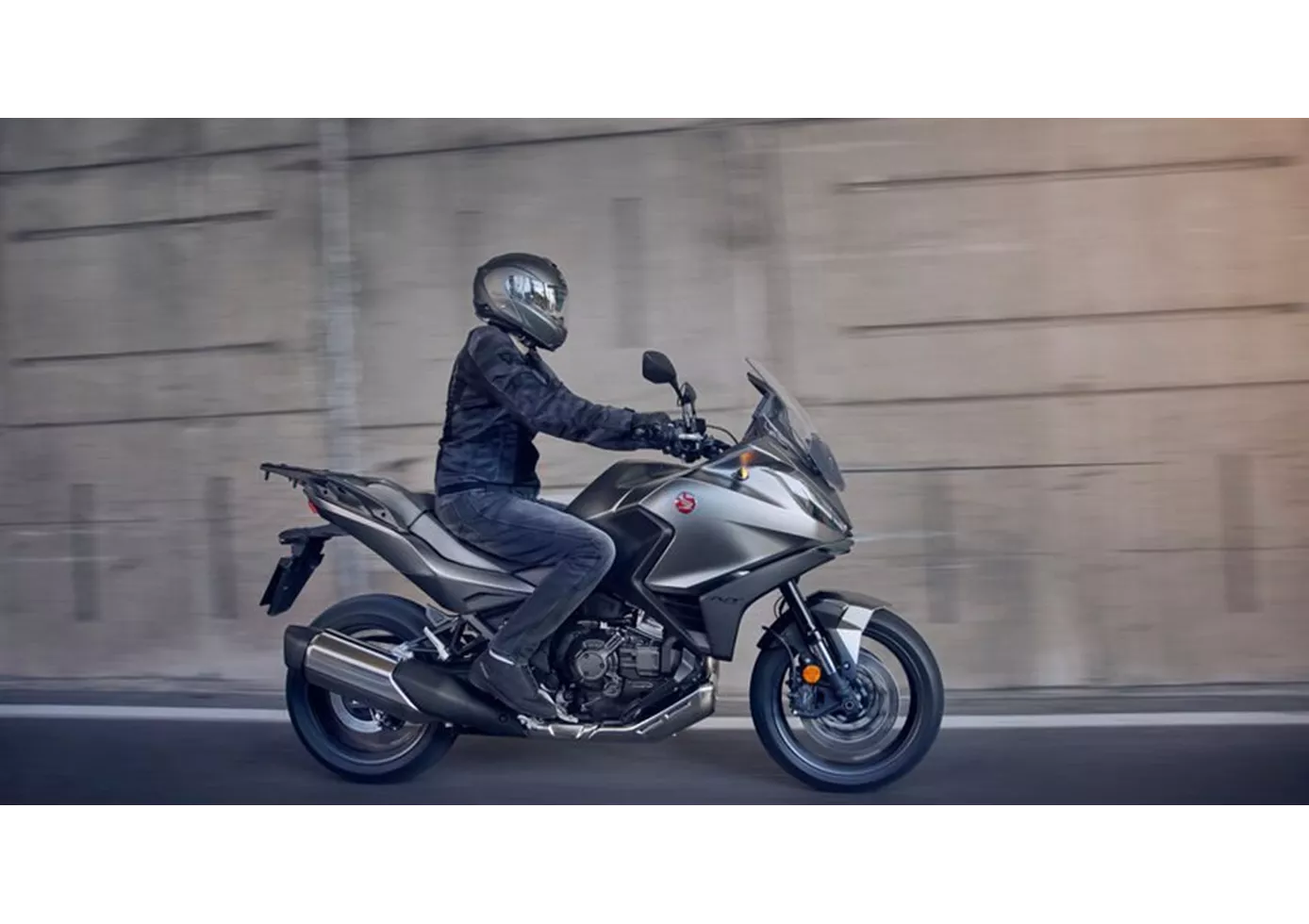 Honda NT1100 2024 Honda NT1100 2024