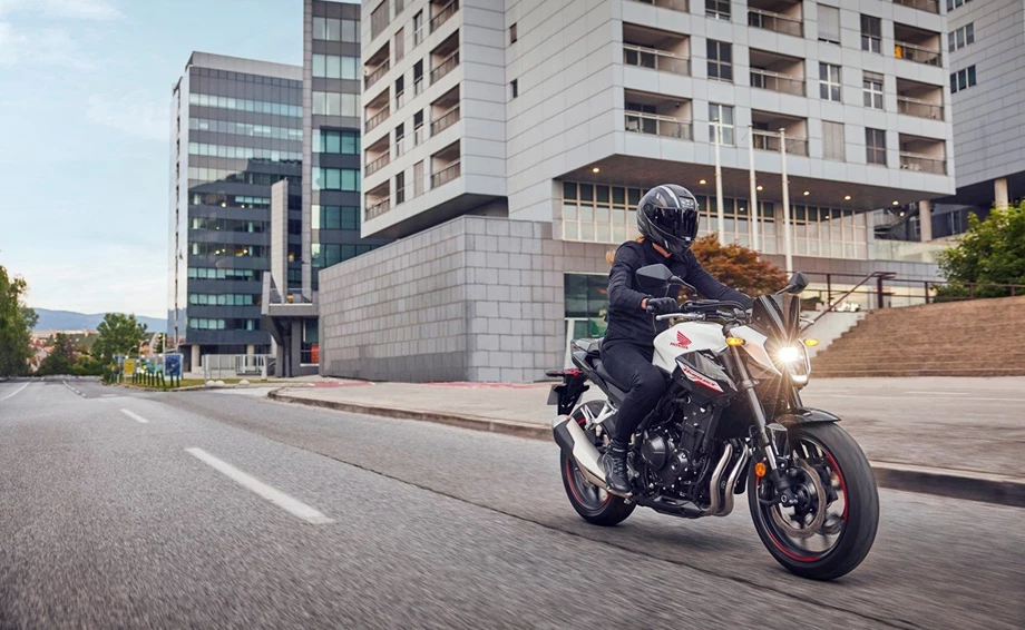 Honda CB500 Hornet Bild 27: Honda CB500 Hornet