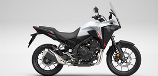 Moto Guzzi V85 TT 2021 vs Honda NX500 2024 Moto Guzzi V85 TT 2021 vs Honda NX500 2024