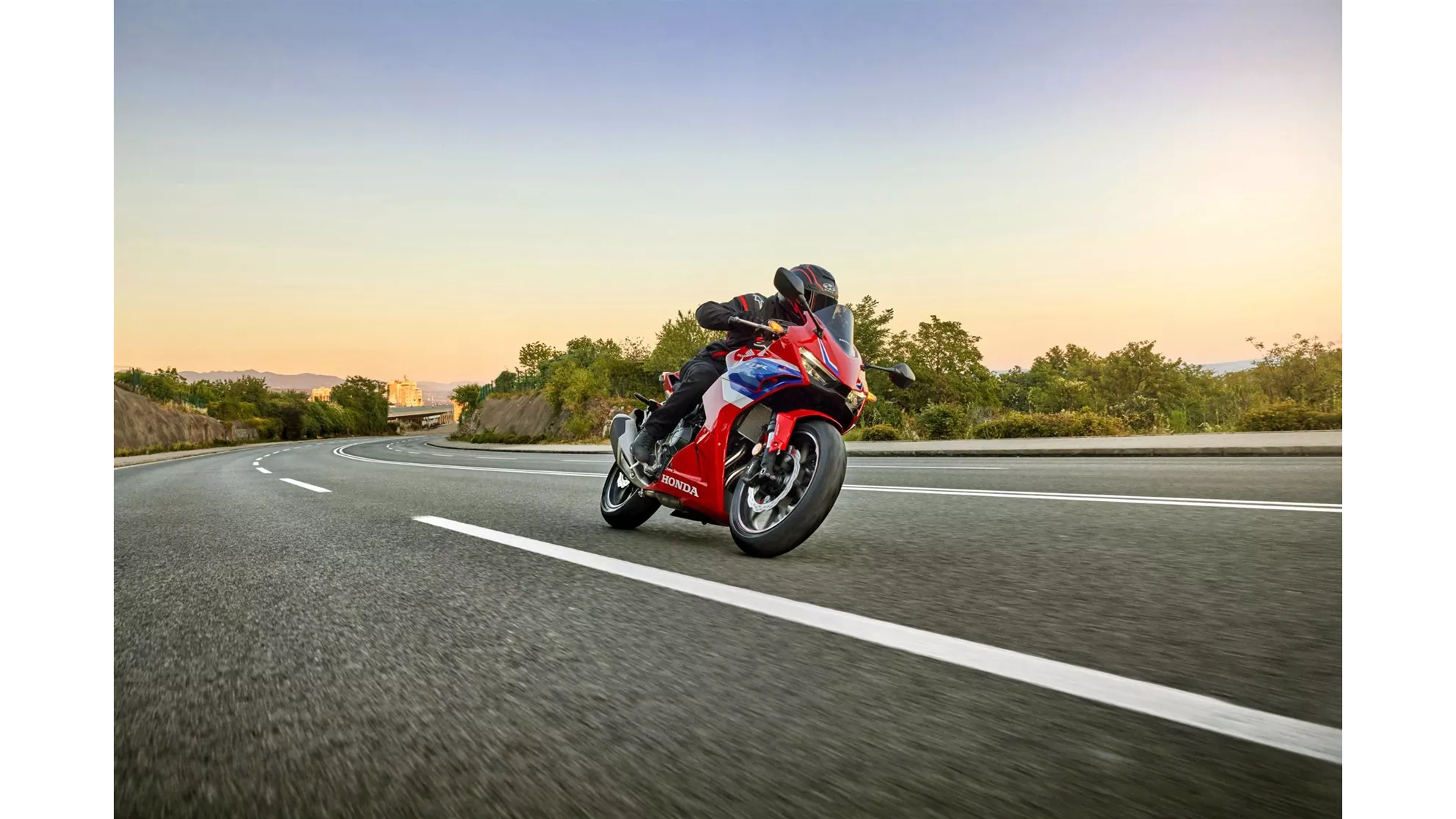 Honda CBR500R 2024 - Immagine 57 Honda CBR500R 2024 - Immagine 57