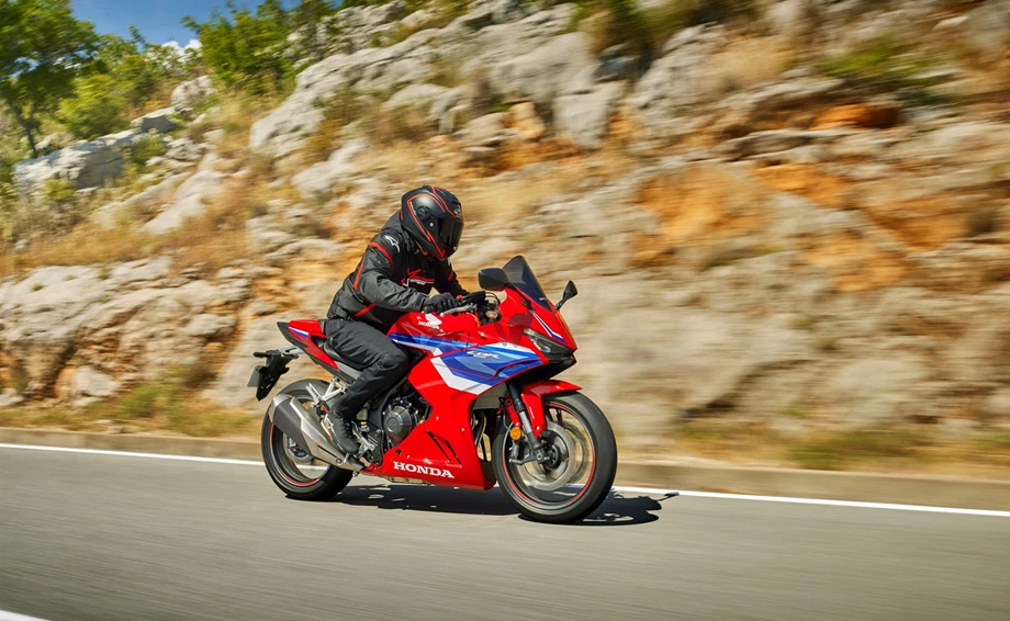 Honda CBR500R Bild 18: Honda CBR500R