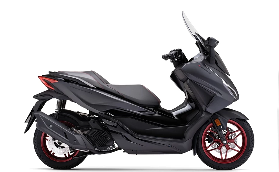 Honda Forza 125 Bild 9: Honda Forza 125
