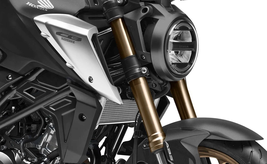 Honda CB125R Bild 7: Honda CB125R