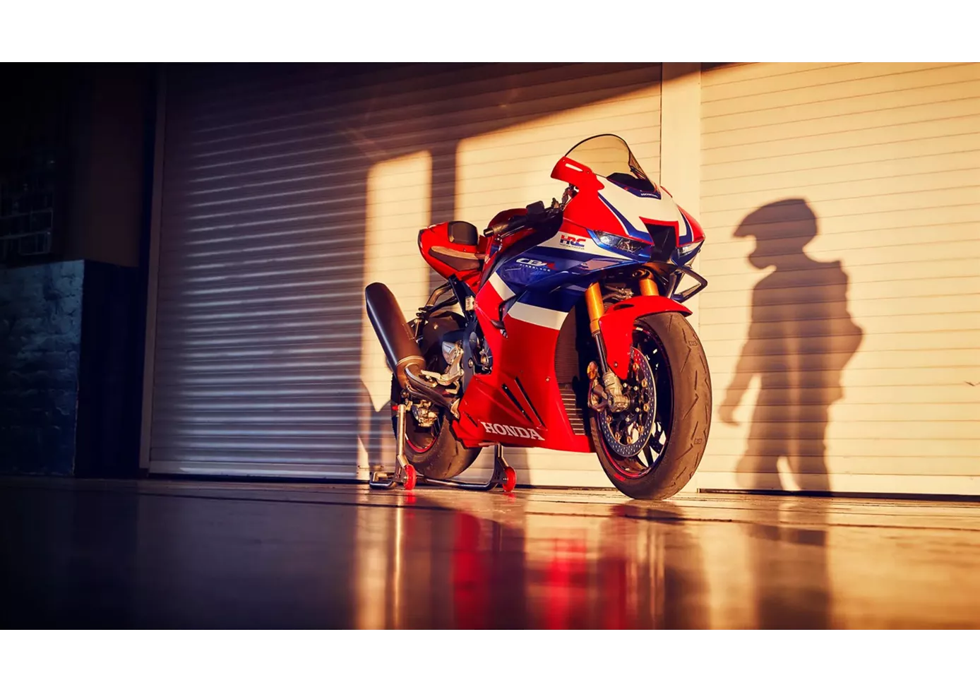 Honda CBR1000RR-R Fireblade 2024 Honda CBR1000RR-R Fireblade 2024