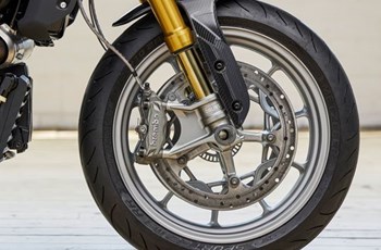 Indian FTR R Carbon 2024 - Bild 10