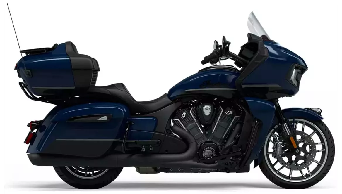 Indian Pursuit Dark Horse 2024 Indian Pursuit Dark Horse 2024