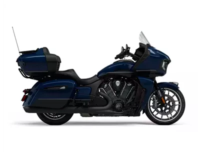 Indian Pursuit Dark Horse 2024 Indian Pursuit Dark Horse 2024