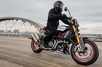 Indian FTR x RSD Super Hooligan 2024 - Bild 9