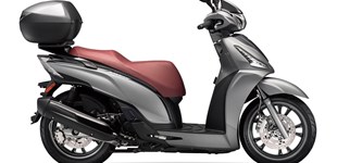 Kymco New People S 300i ABS 2024 vs Peugeot Pulsion 125 Allure 2023