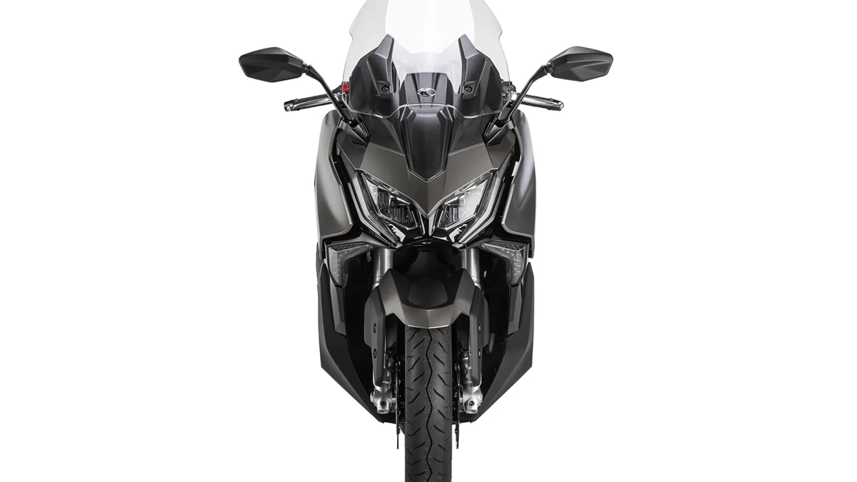 Kymco AK 550i ABS PREMIUM Bild 3: Kymco AK 550i ABS PREMIUM