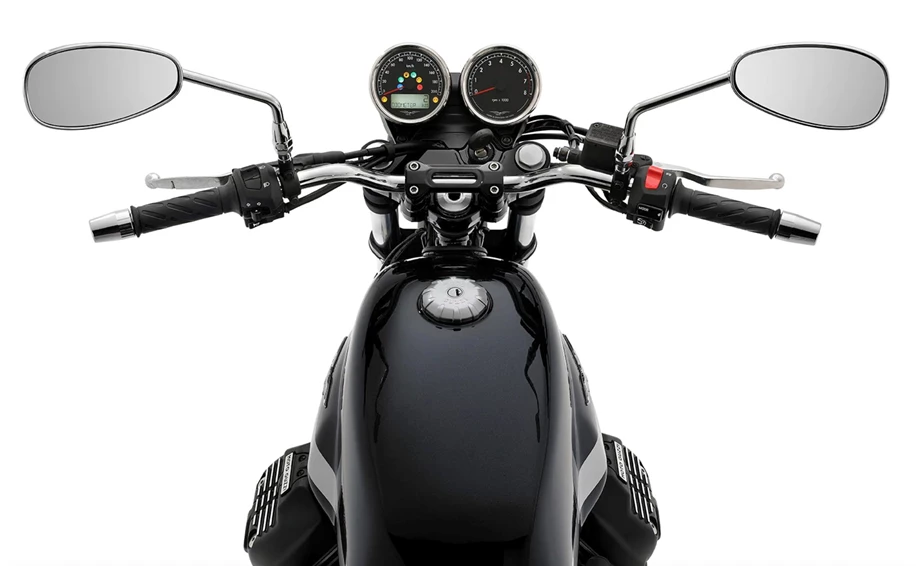 Moto Guzzi V7 Special Bild 3: Moto Guzzi V7 Special