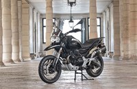 Moto Guzzi V85 TT Guardia d'Onore 2024 - Bild 4