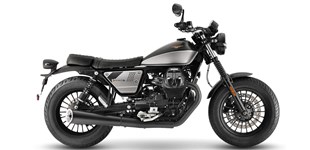 Moto Guzzi V85 TT 2021 vs Moto Guzzi V9 Bobber Special Edition 2024