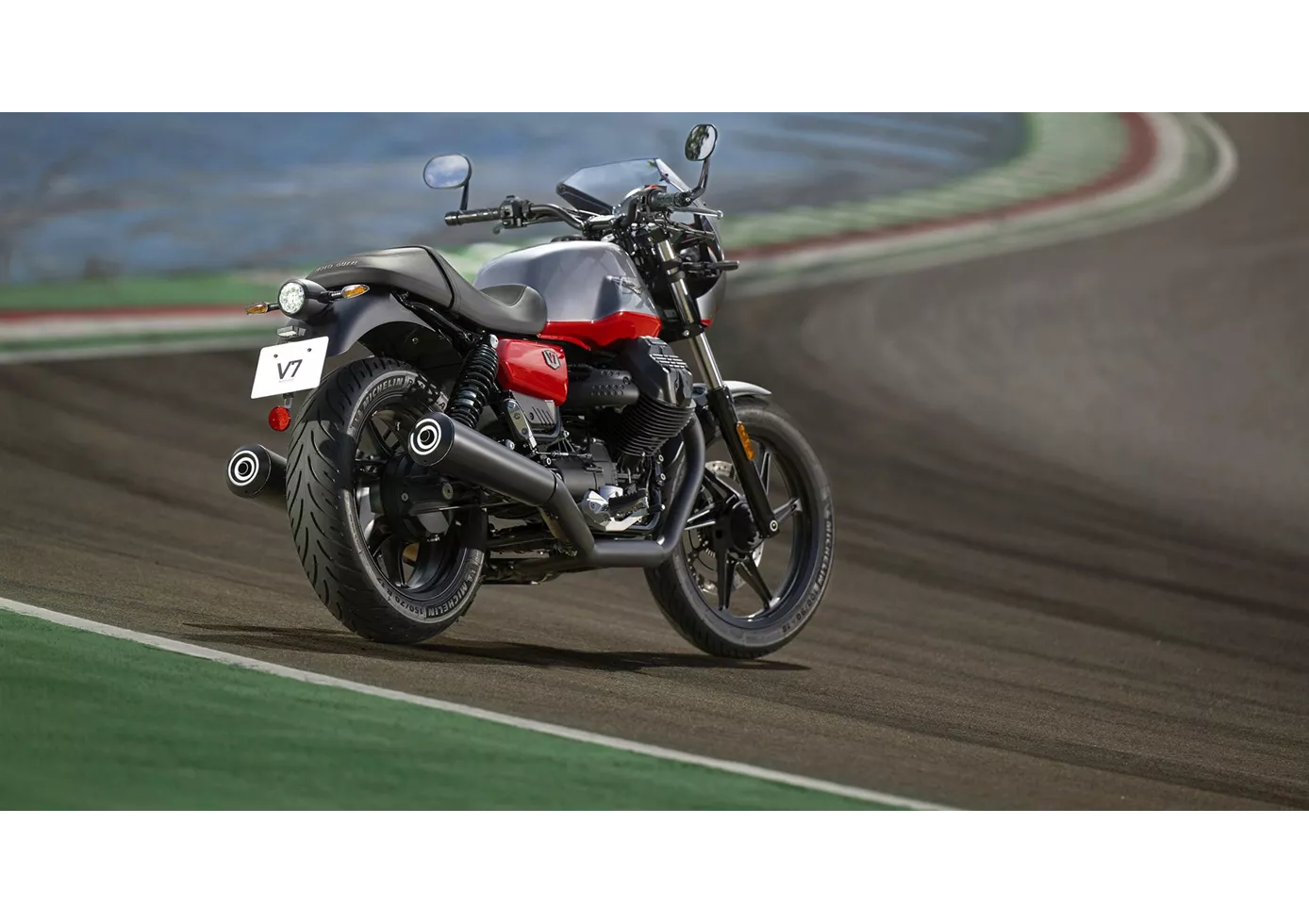 Moto Guzzi V7 Stone Corsa 2024 Moto Guzzi V7 Stone Corsa 2024