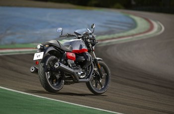 Moto Guzzi V7 Stone Corsa 2024 - Bild 5 Moto Guzzi V7 Stone Corsa 2024 - Bild 5