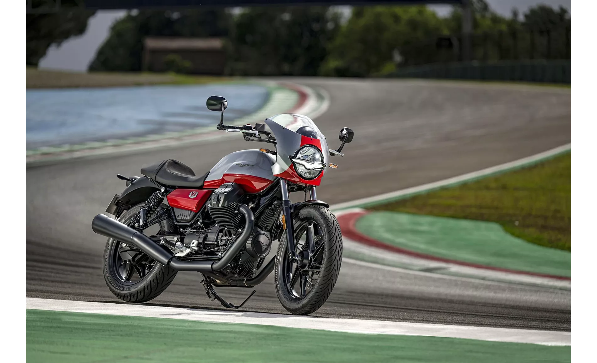 Moto Guzzi V7 Stone Corsa 2024 Moto Guzzi V7 Stone Corsa 2024