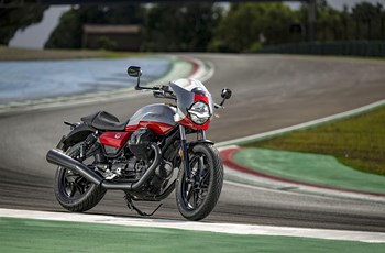 Moto Guzzi V7 Stone Corsa 2024 - Bild 3 Moto Guzzi V7 Stone Corsa 2024 - Bild 3