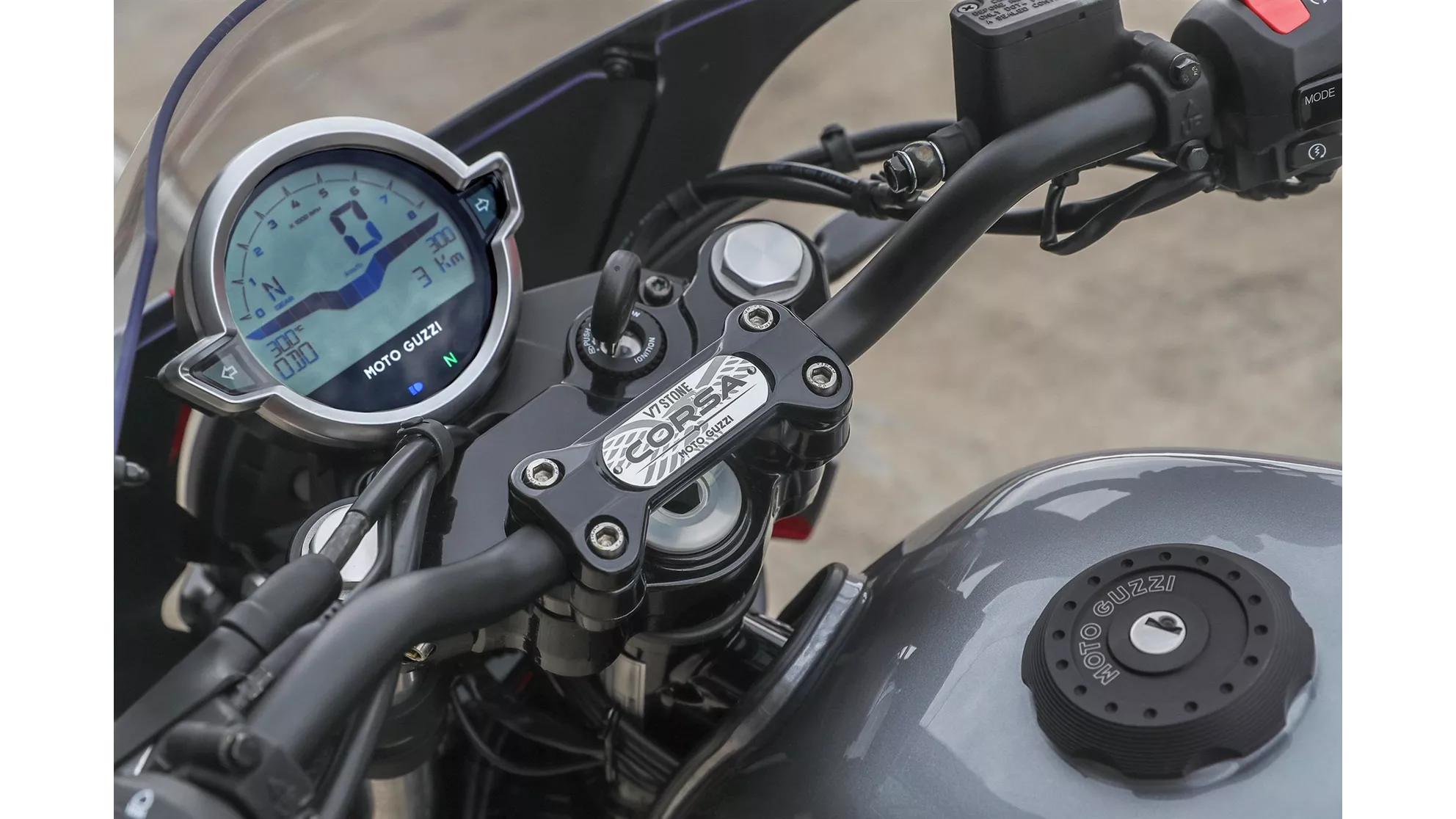 Moto Guzzi V7 Stone Corsa - Image 9 Moto Guzzi V7 Stone Corsa - Image 9