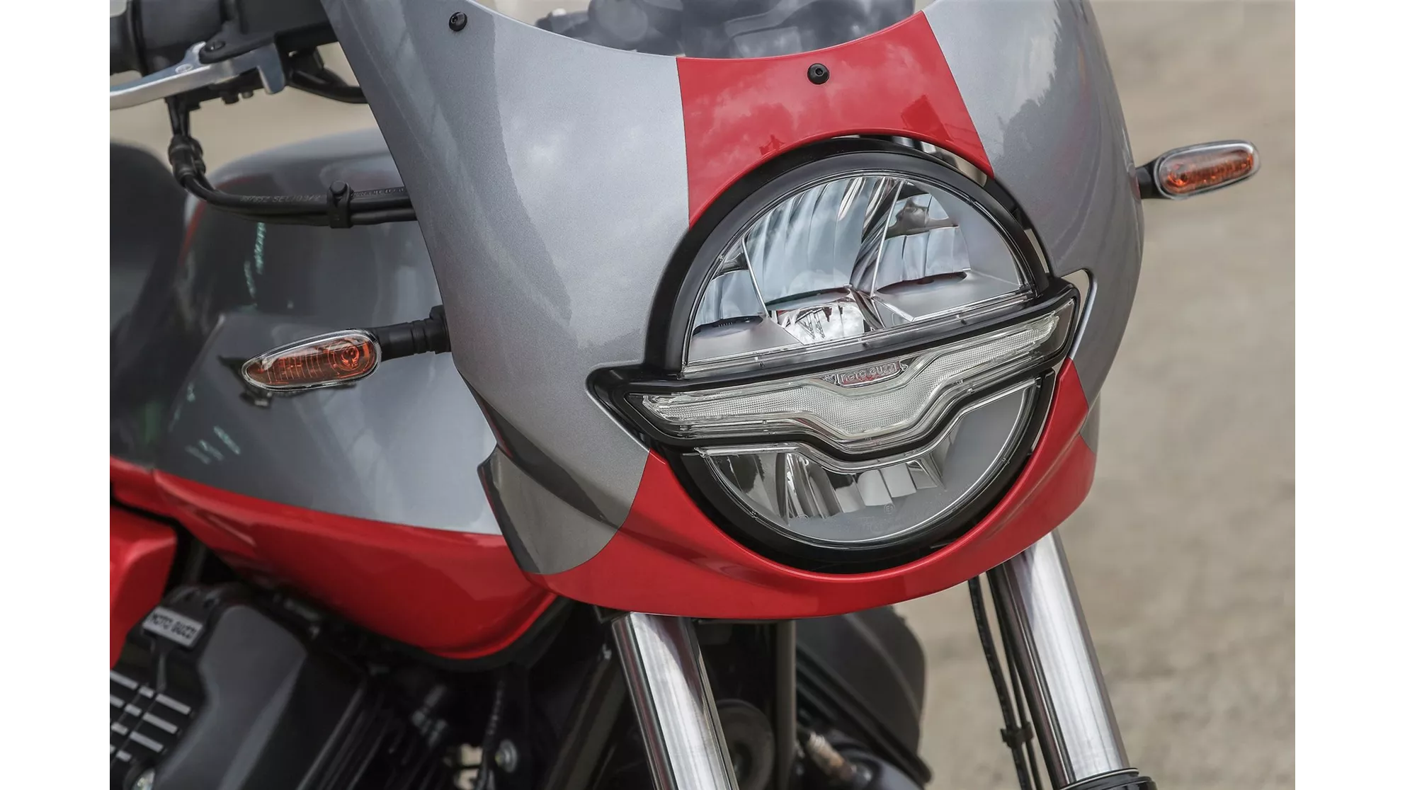 Moto Guzzi V7 Stone Corsa - Resim 10
