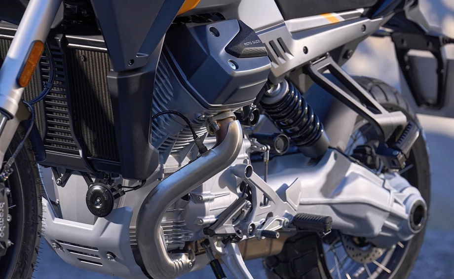 Moto Guzzi Stelvio Bild 18: Moto Guzzi Stelvio