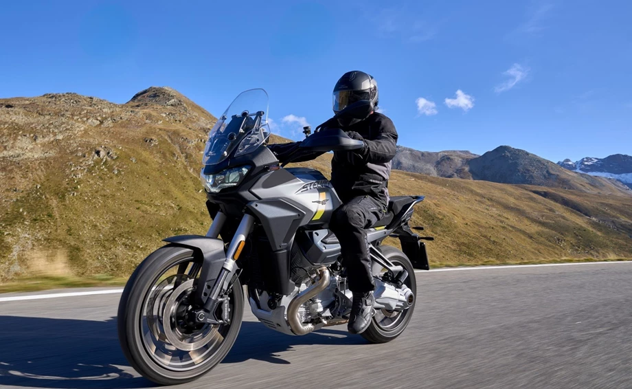 Moto Guzzi Stelvio Bild 2: Moto Guzzi Stelvio