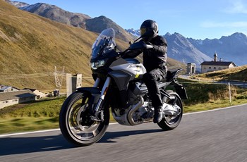Moto Guzzi Stelvio 2024 - Bild 22 Moto Guzzi Stelvio 2024 - Bild 22