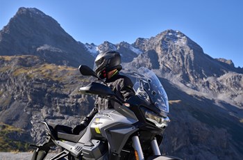 Moto Guzzi Stelvio 2024 - Bild 25 Moto Guzzi Stelvio 2024 - Bild 25