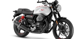 Moto Guzzi V7 Stone Ten 2024 vs BMW R nineT 2018