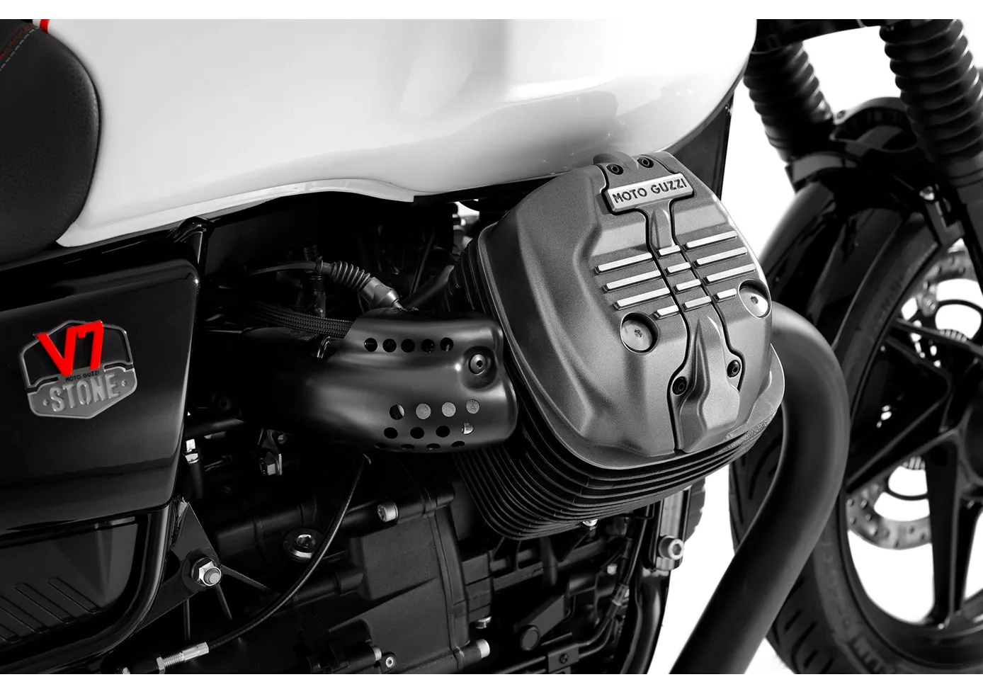 Moto Guzzi V7 Stone Ten 2024 Moto Guzzi V7 Stone Ten 2024