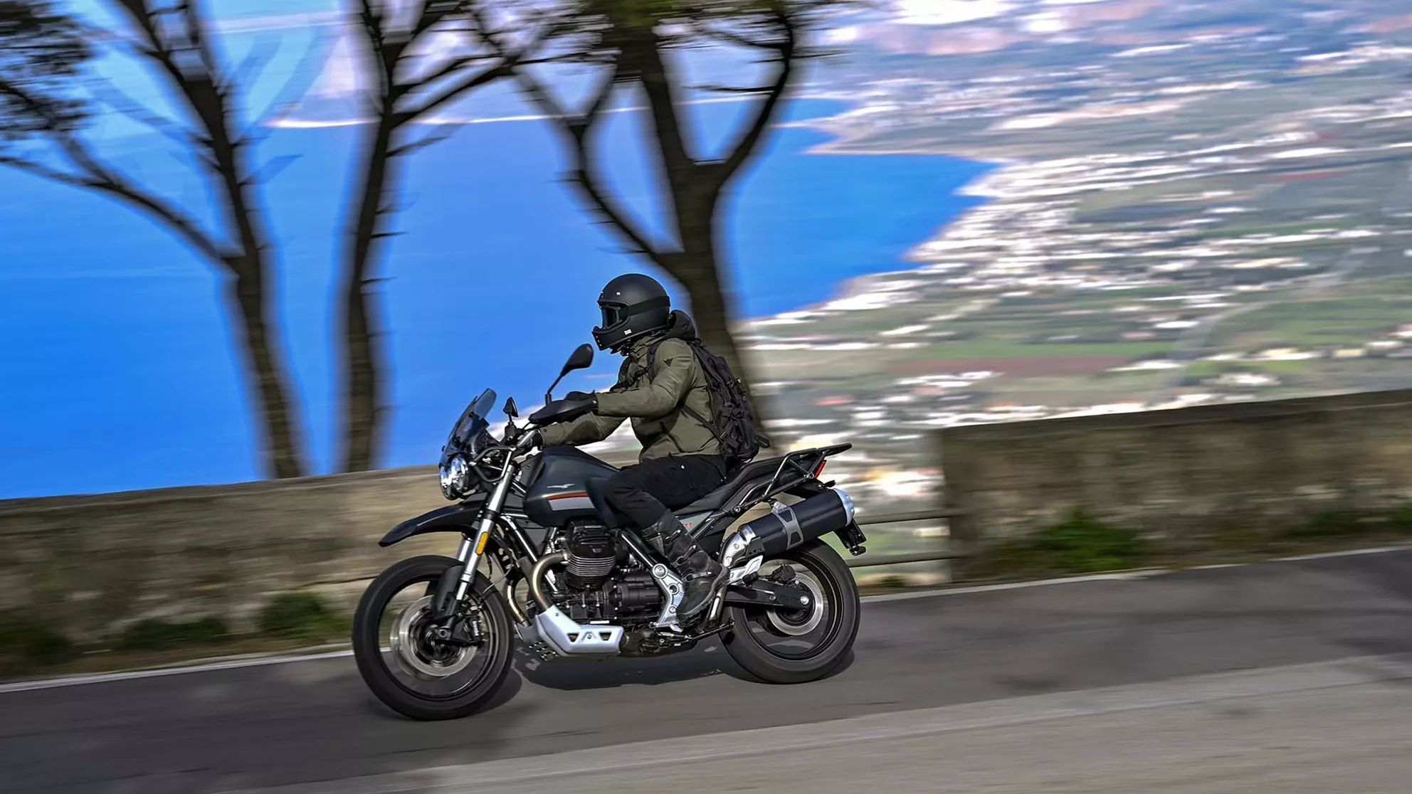 Moto Guzzi V85 TT - Imagem 1