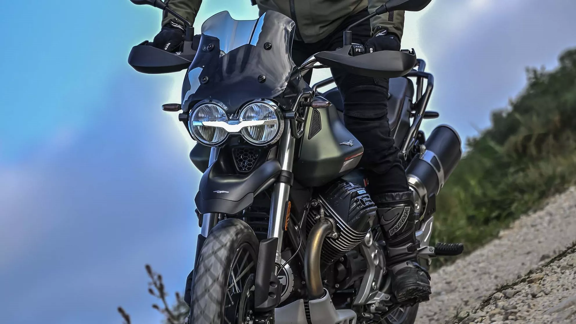 Moto Guzzi V85 TT - Imagem 2