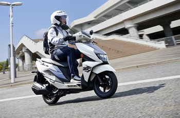 Suzuki Avenis 125 2024 - Bild 9 Suzuki Avenis 125 2024 - Bild 9
