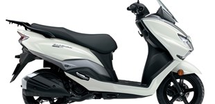 Suzuki Burgman Street 125EX 2024 vs Honda SH Mode 125 2014