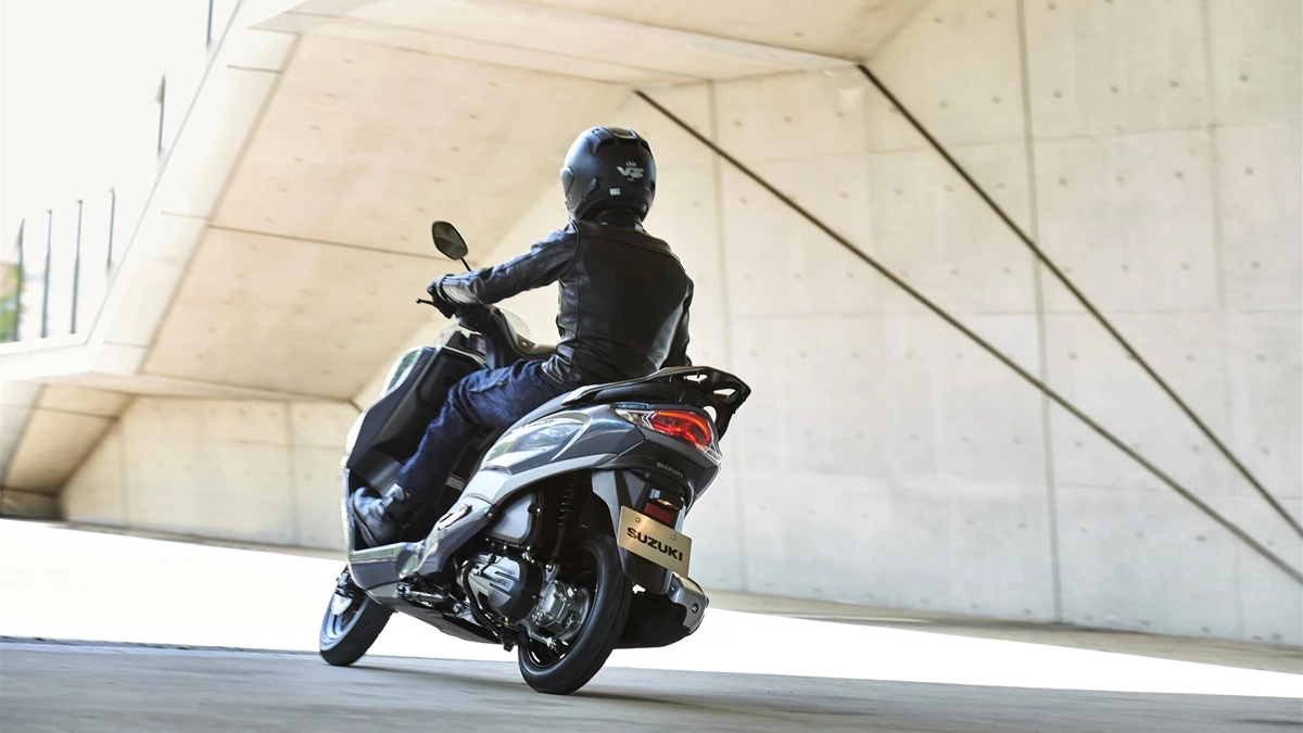 Suzuki Burgman Street 125EX Bild 12: Suzuki Burgman Street 125EX