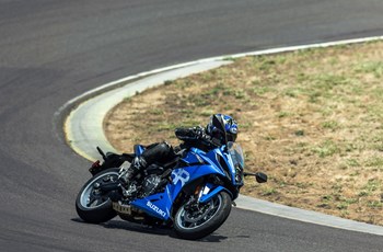 Suzuki GSX-8R 2024 - Bild 14 Suzuki GSX-8R 2024 - Bild 14
